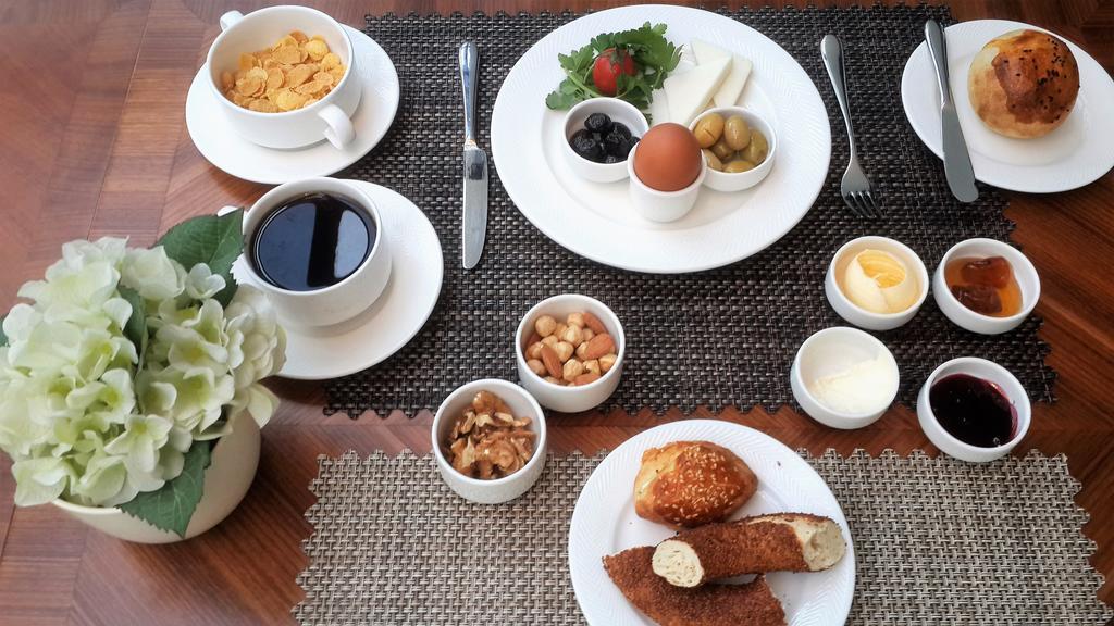 Warwick Ankara Hotel Екстериор снимка