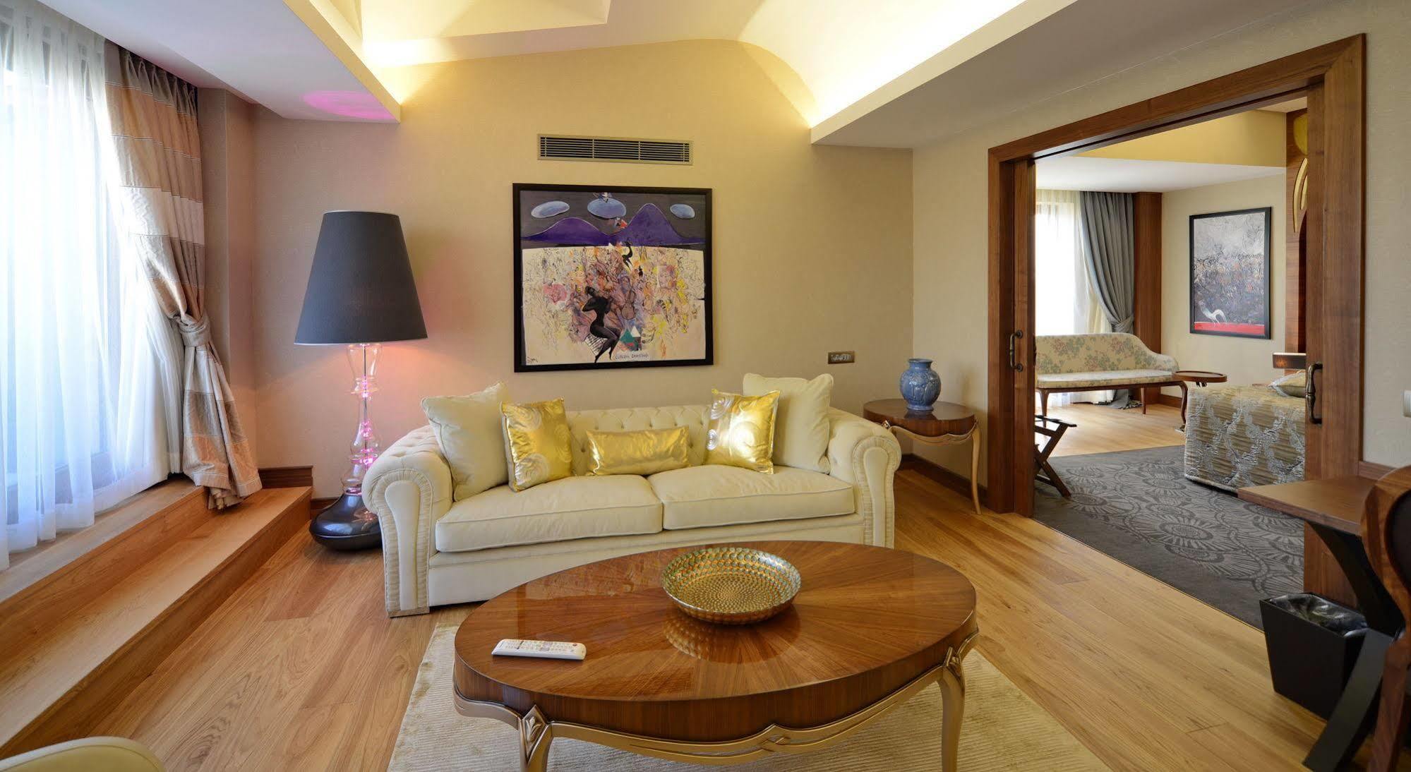 Warwick Ankara Hotel Екстериор снимка